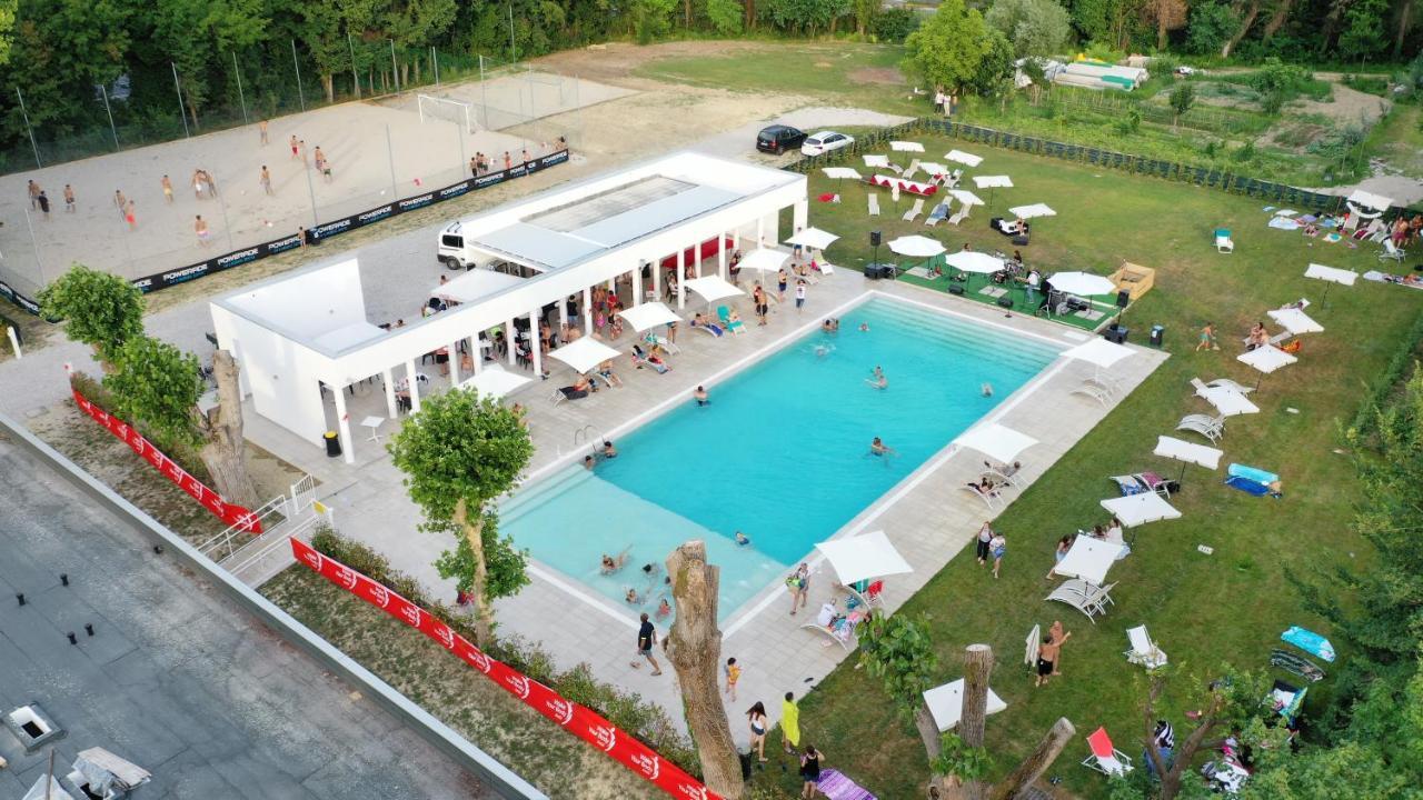 Rialto Campsite *